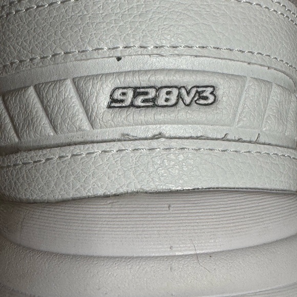 New Balance 928v3 Walking Men's White and Gray Sneakers shoes - Picture 9 of 16